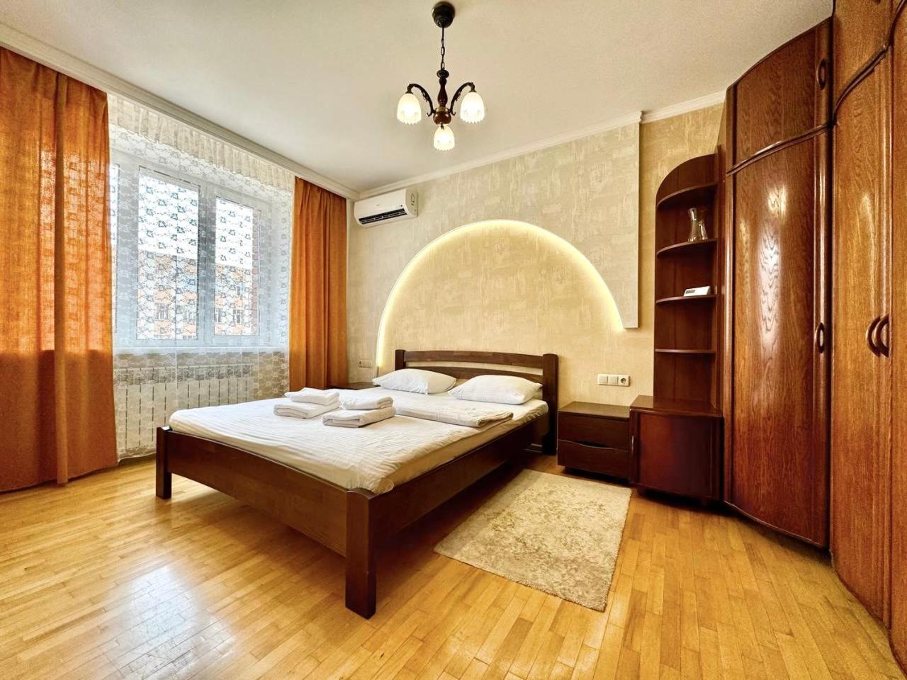 Apartpoltava: Elegant Spacious Apartments near Agrarian University Exterior photo